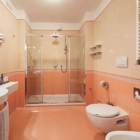 Caravel 4* Limone sul Garda