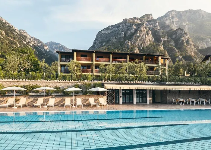 Caravel Limone sul Garda